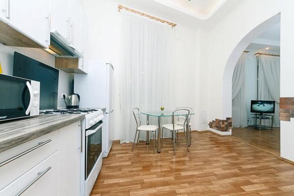 Luxury Apartments In The Center Of Old Kiev ภายนอก รูปภาพ